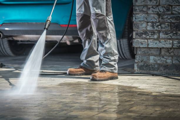 Best Pool Deck Cleaning  in Geneva, FL